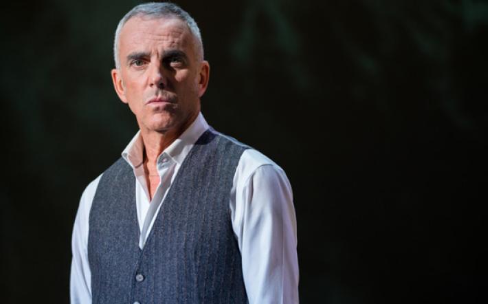 Torna il teatro a Mondovì, in versione estiva, dal 6 luglio in piazza D’Armi. Sul palco Lella Costa, Marco Paolini, Paolo Rossi, Federico Bufffa, Peppe Servillo, Elio