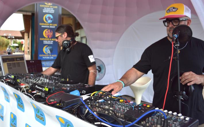 Mondovicino: "Mov Summer Nights 2021" accende l'estate. Dal 15 luglio music, performance, happy hour e shopping scontato del ‘giovedì sera’