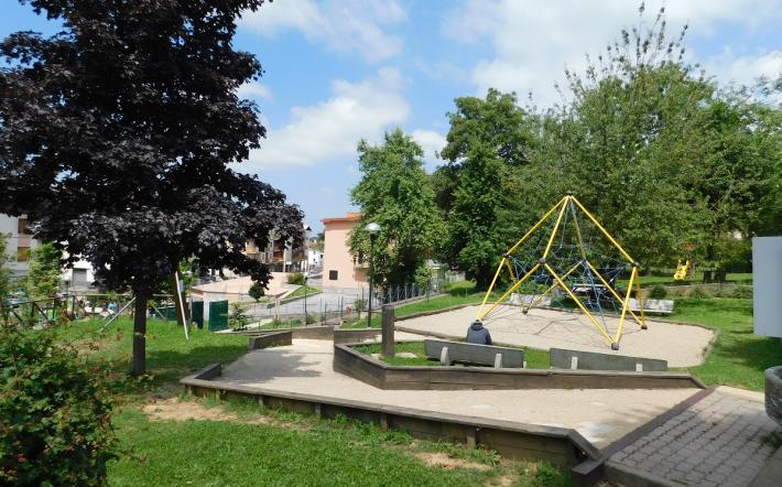 Atti vandalici al parco giochi di San Giacomo di Roburent, di notte rimarrà chiuso