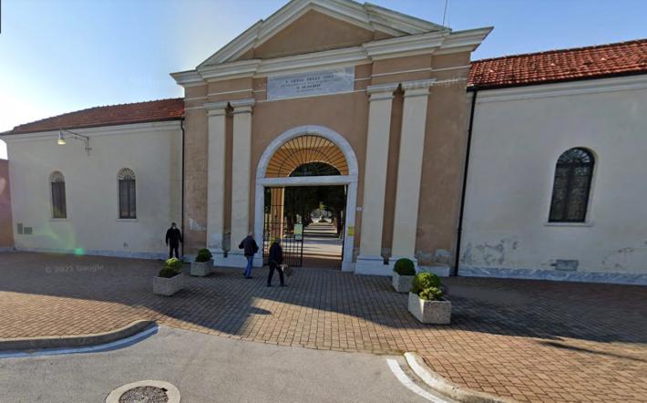 Trasporti di Mondovì, botta e risposta. Il consigliere Battaglio: «Problemi per la linea cimiteriale» La replica dell’assessore Chiecchio: «Già istituita una linea dedicata: parte martedì»