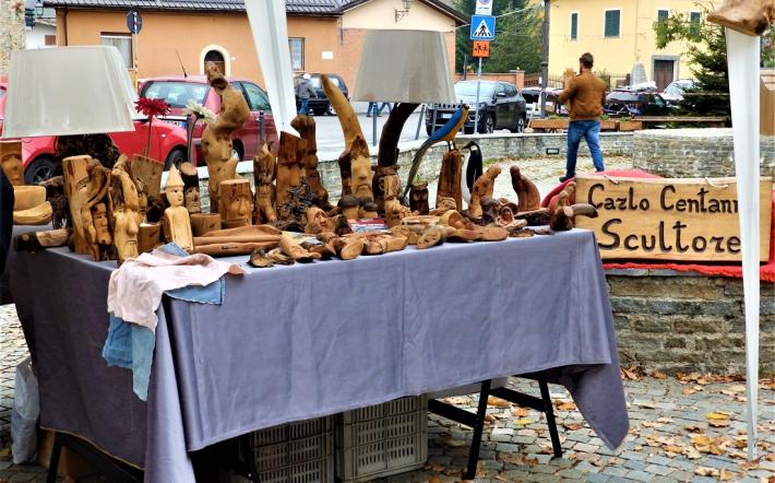 San Giacomo: molta gente alla seconda Castagnata