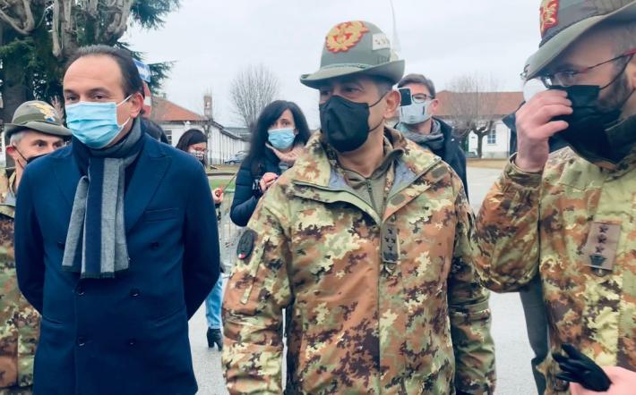 Vaccini: Figliuolo, dal 10 gennaio booster a 4 mesi. Visita a Cuneo alla "Vian"
