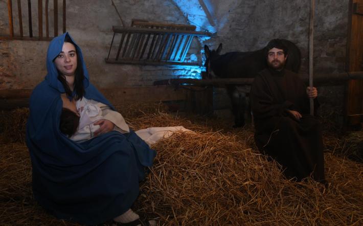 Dogliani: in 1.500 al Presepe Vivente di Castello la cui magia non è stata intaccata dalle restrizioni