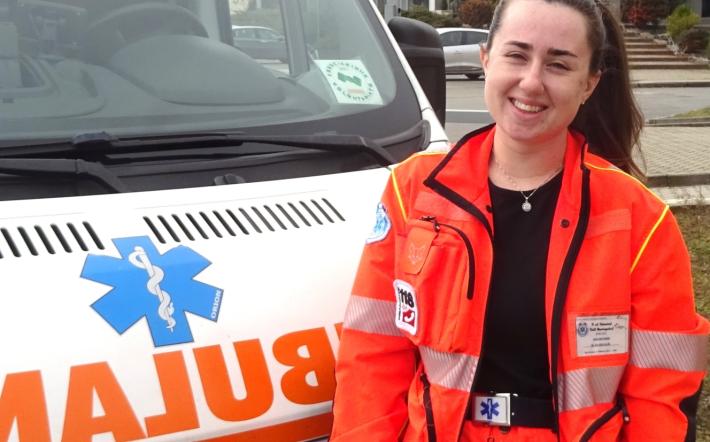 Giulia, volontaria dal cuore d’oro a Villanova Mondovì