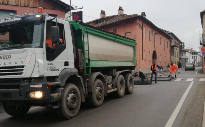 San Michele: iniziati i lavori per alzare gli attraversamenti pedonali