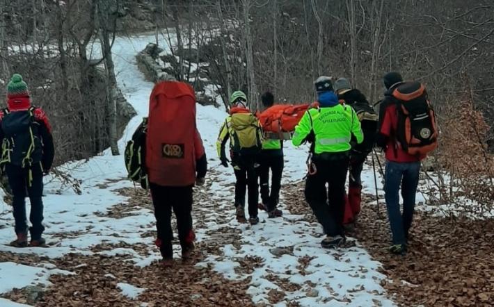 Frabosa Sottana: Soccorso Alpino recupera escursionista precipitato su un pendio ghiacciato