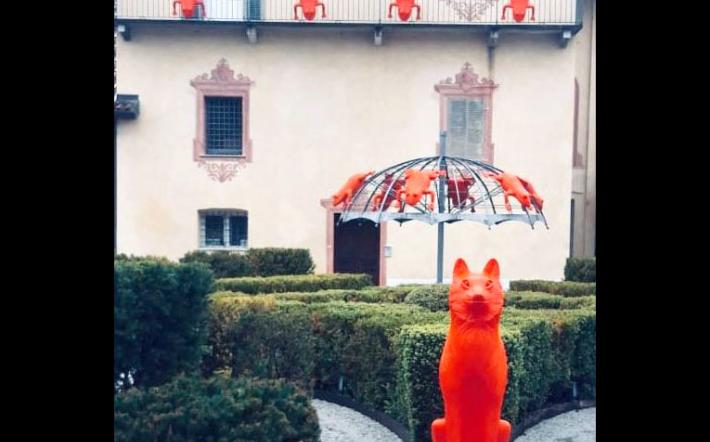 Mondovì: 3200 euro dal “Circolo delle idee” alla Primaria del Ferrone. Somma ricavata dalla vendita degli oggetti di “Cracking art”