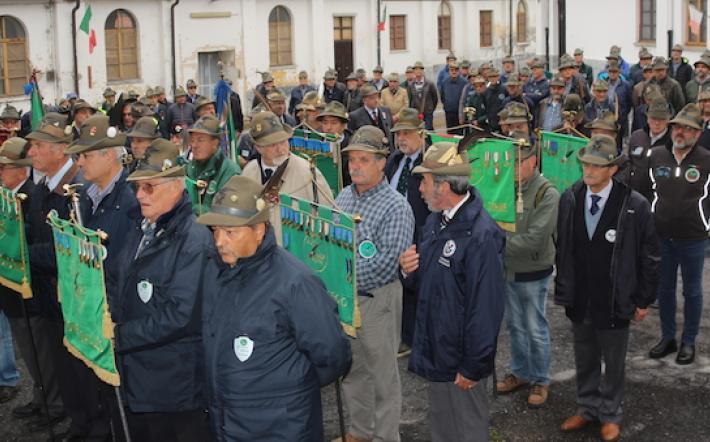 Raccolta fondi per l’Ucraina dalla sezione Alpini di Mondovì