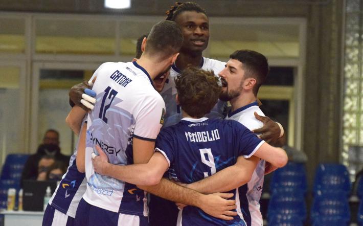 Nulla da fare per il Vbc Mondovì che cede contro la capolista Bergamo