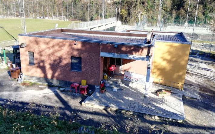 A San Michele l’appello di alcuni genitori: «Aprite la Polis in estate»