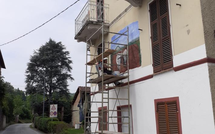 Un nuovo murale annuncia la seconda festa del Pane a Niella