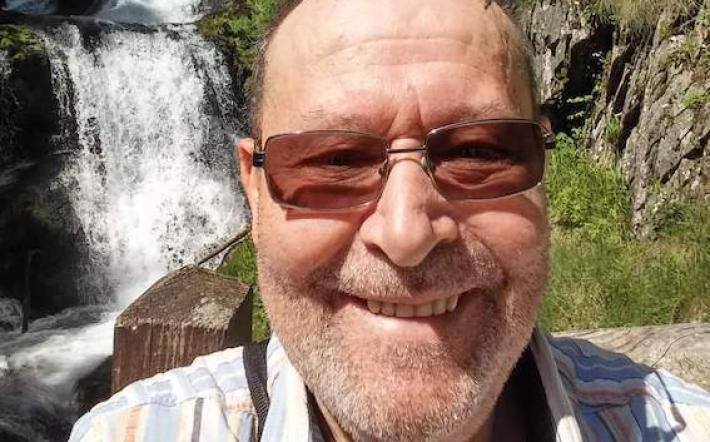 Addio all’artista “Burot”, autore di tante opere. Sua l’opera in marmo di fronte all’ospedale di Mondovì