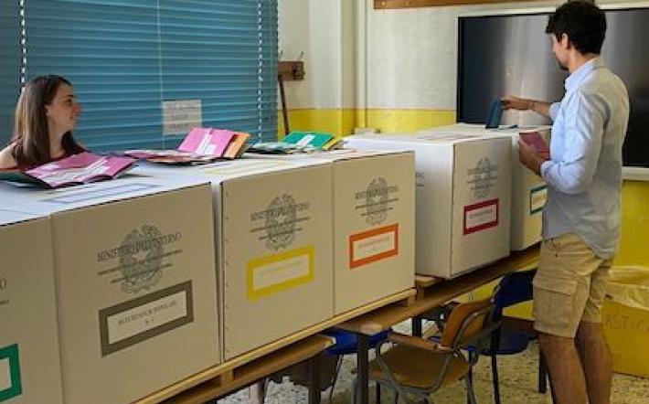 SEGGI CHIUSI. Ore 23, affluenza nei Comuni in cui si vota per il sindaco: a Mondovì alle urne il 55,93% degli elettori (62,75% nel 2017)