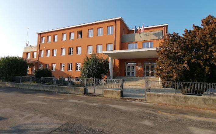 A Carrù partono i lavori nelle Medie: gli orali dell’esame di terza media si terranno in Comune