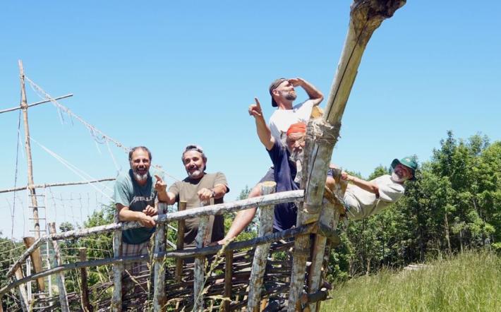 Dogliani: Gian Piero Viglino “vara” un veliero in Alta Langa 