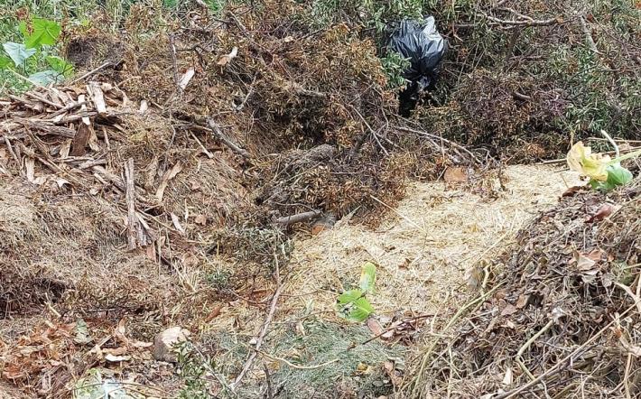 Niella: sacchi e plastica nell’area per gli sfalci in località Berzide