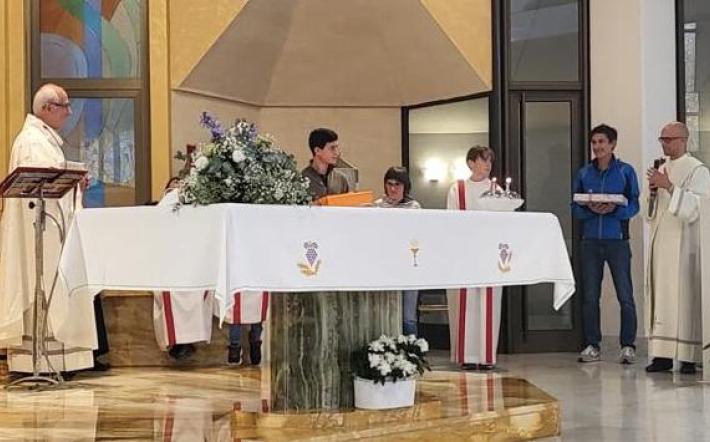 Mondovì: la festa per don Flavio, 25 anni al Ferrone