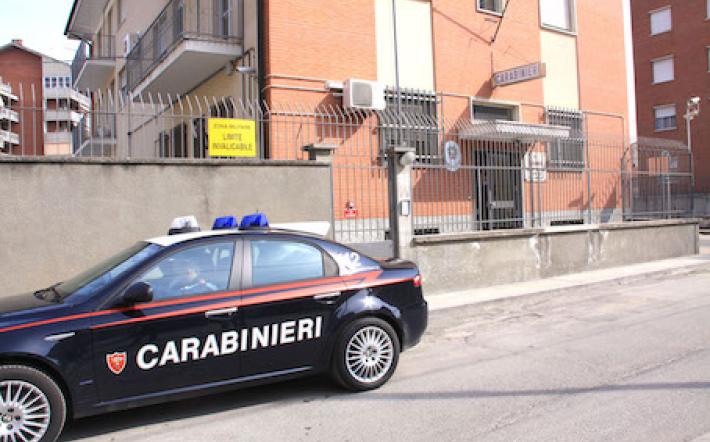 Servizio dei carabinieri: cinque persone denunciate, quattro per uso di droga, 46 veicoli controllati