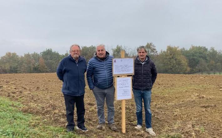 “La terra prima di tutto”: continua a Niella Tanaro l’impegno dell’associazione fondiaria