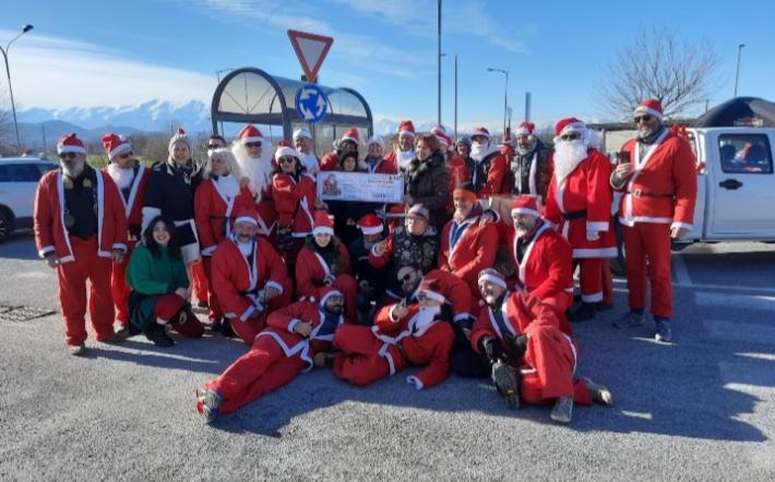 Bikers della Val Tanaro portano doni e fondi alla Pediatria di Mondovì