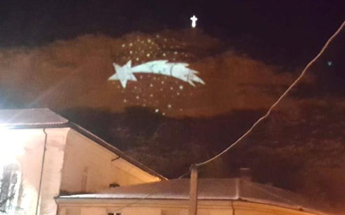 Ceva: una grande stella cometa alla Rocca del Forte