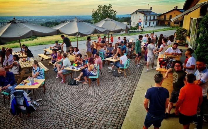 Briaglia: riapre a breve il bar in piazza Serra