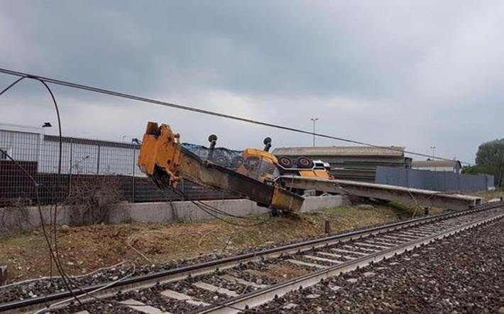 Treno deragliato a Trinità, 10 feriti e danni per 1,5 milioni di euroSentenza rinviata, si ascolta ancora un testimone