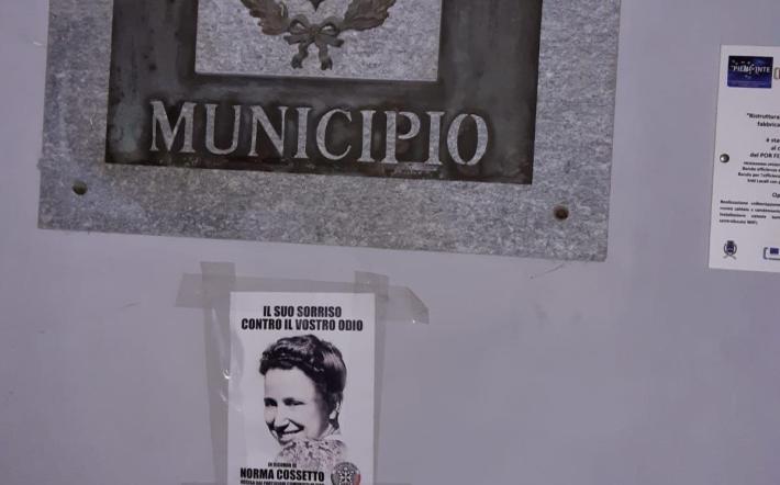 Polemica a Chiusa di Pesio per Eric Gobetti, volantini di CasaPound in paese