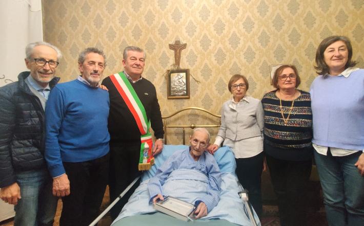 Due mesi fa aveva compiuto 100 anni, Dogliani dice addio a Giuseppe Gabetti