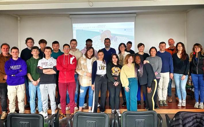 Stazioni di ricarica sul sentiero Landandè: cinque i progetti degli studenti del “Baruffi”