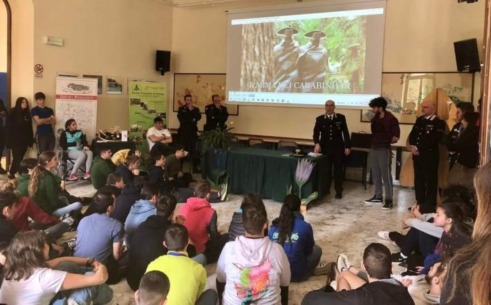 Ormea:  lezione di legalità con i carabinieri 