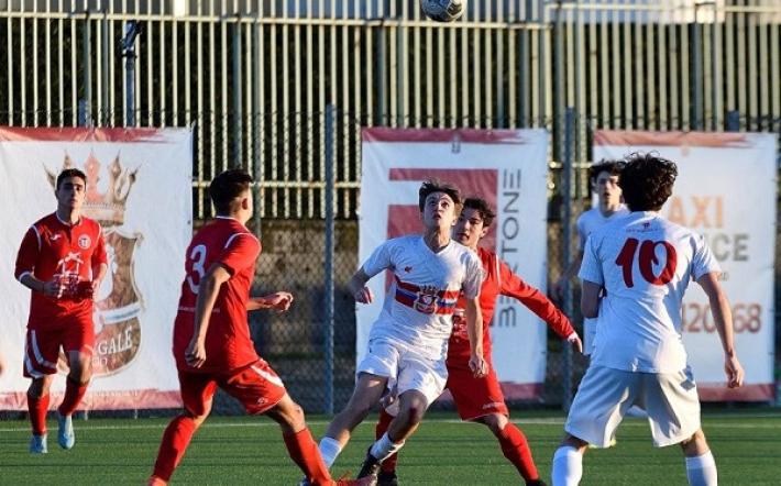 Monregale U.19 sintetico