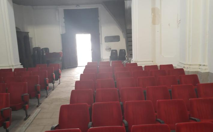 Nuova vita alle poltrone del Baretti di Mondovì in Sant'Antonio a Pamparato