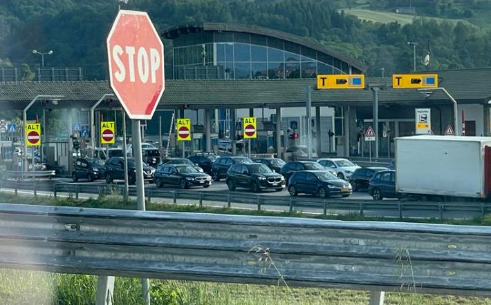 Autostrada Torino-Savona, Uncem: «Se non si possono concludere i lavori, destinare tutte le 4 corsie per rientro»