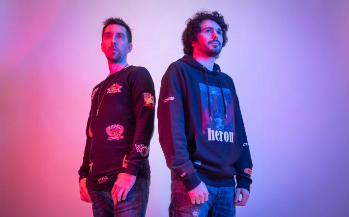 Judici & Molinoir con Samuele Sartini per la cover di “Horny”.  Per i due dj e producer monregalesi nuova collaborazione con Sartini, numero 1 della DJ Parade
