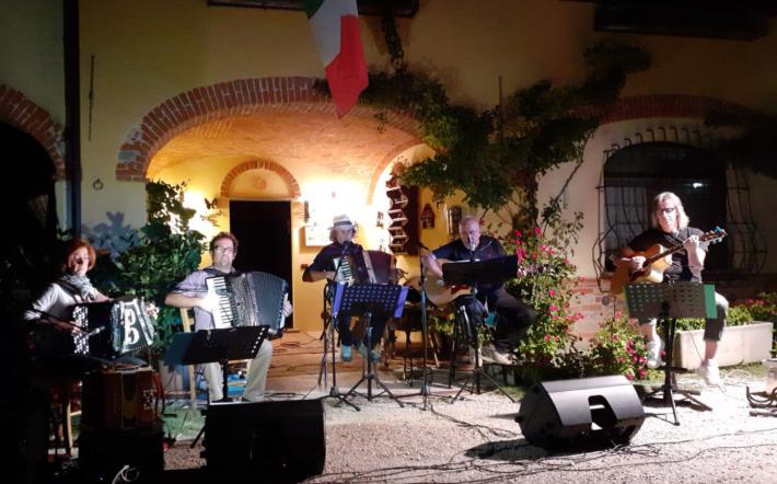 A Niella Tanaro “Musica sull’Aia” celebra la musica dotta e popolare