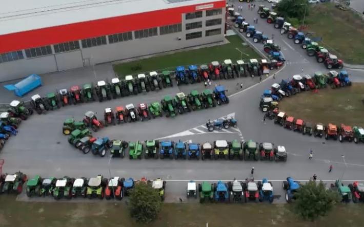 Beinette: che successo per il “Tractor Summer Party”