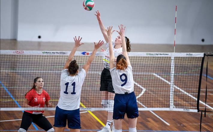 Lpm Bam Mondovì al tappeto, Cuneo passa in quattro set al PalaManera