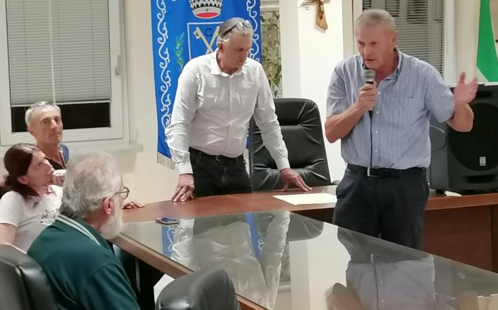 Deposito di rifiuti pericolosi nel Comune di Clavesana: i cittadini vogliono dare vita ad un comitato