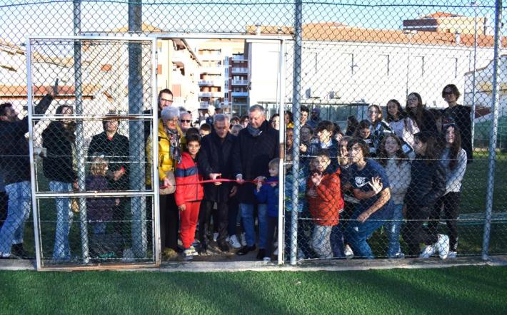 Mondovì, Sacro Cuore: inaugurato il nuovo campo da calcetto