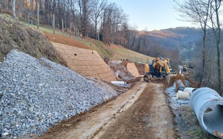 Monastero: proseguono i lavori ai Bertolini, chiusa la strada
