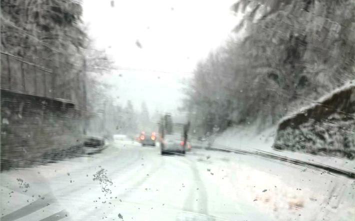 Ponte di Nava: chiusa al traffico per neve