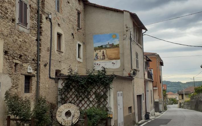 Niella Tanaro: concluso l’ultimo murale sulla mietitura a mano