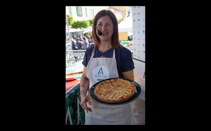 La torta aromatica della cebana Orietta conquista la Liguria