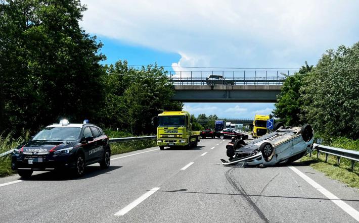 Mondovì: incidente sula tangenziale, tre veicoli coinvolti