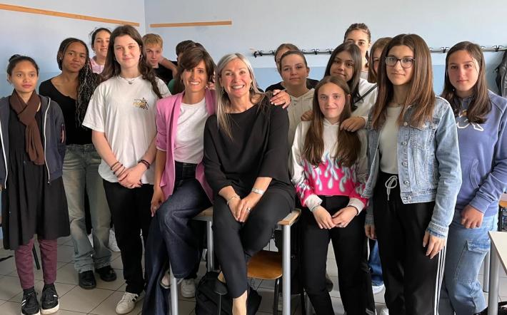 La regista monregalese Alice Filippi incontra gli studenti del corso di Acconciatura