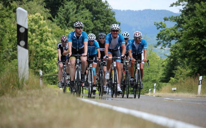 Combattere la malattia in sella a un bicicletta
