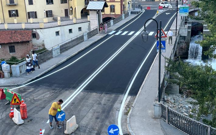 Mondovì: completati i lavori al ponte della Madonnina. Nuova segnaletica: passaggio pedonale al centro