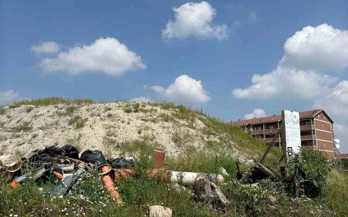 Mondovì, cumulo di terra in Parco Europa: «Il progetto iniziale non ha previsto la rimozione degli scarti»