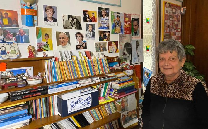 “Sostieni Kamala”, la mail dei democratici a Nonna Ciccia